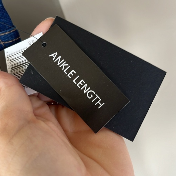 Brand New DKNY Girls Skinny Jeans Laguna Blue Ankle Length Stretch - Picture 8 of 16